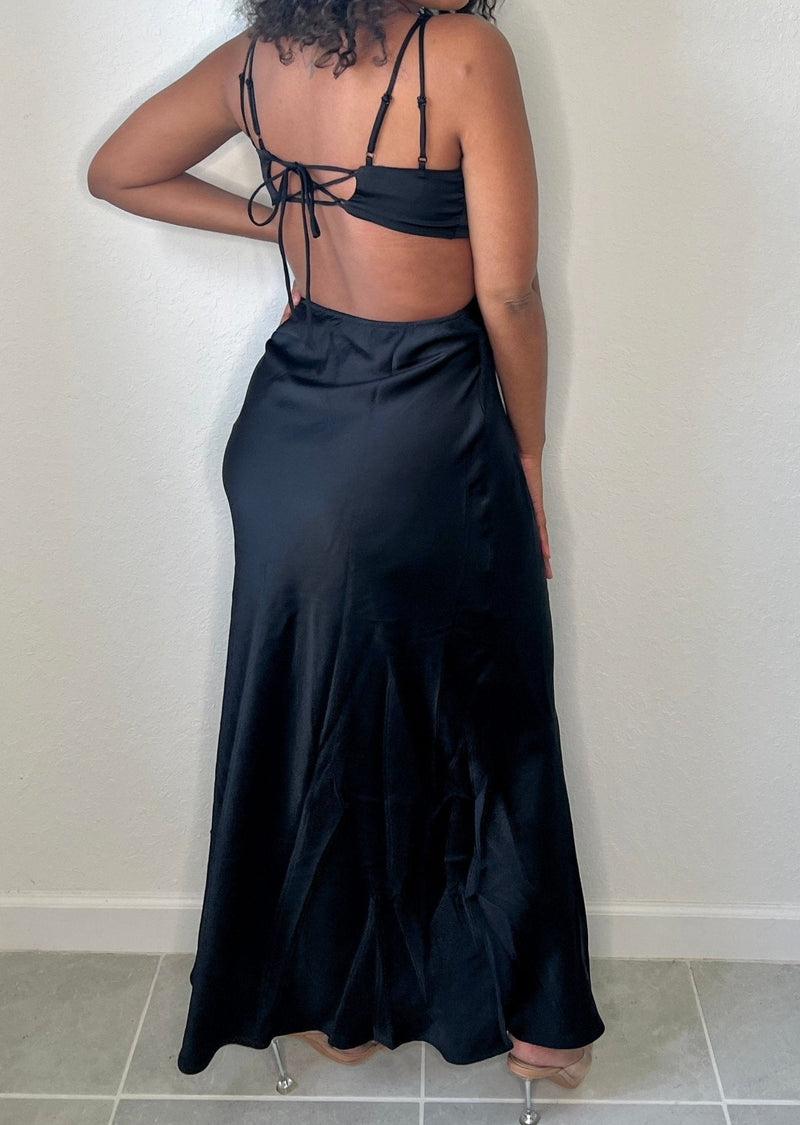 Get trendy with Black Cut-Out Maxi Dress - Dresses available at ELLE TENAJ. Grab yours for $30 today!