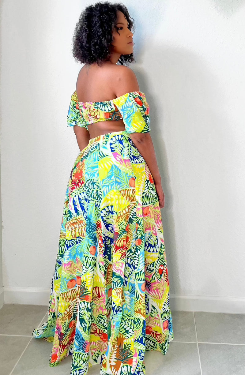 Get trendy with Tiered Palm Maxi Dress - Dresses available at ELLE TENAJ. Grab yours for $40 today!