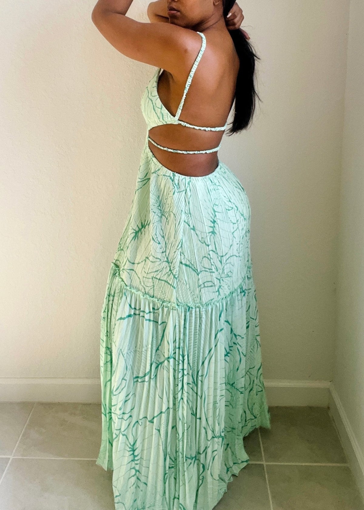 Get trendy with Seafoam Green Printed Beaches Crinkle Maxi Dress - Dresses available at ELLE TENAJ. Grab yours for $79.9 today!